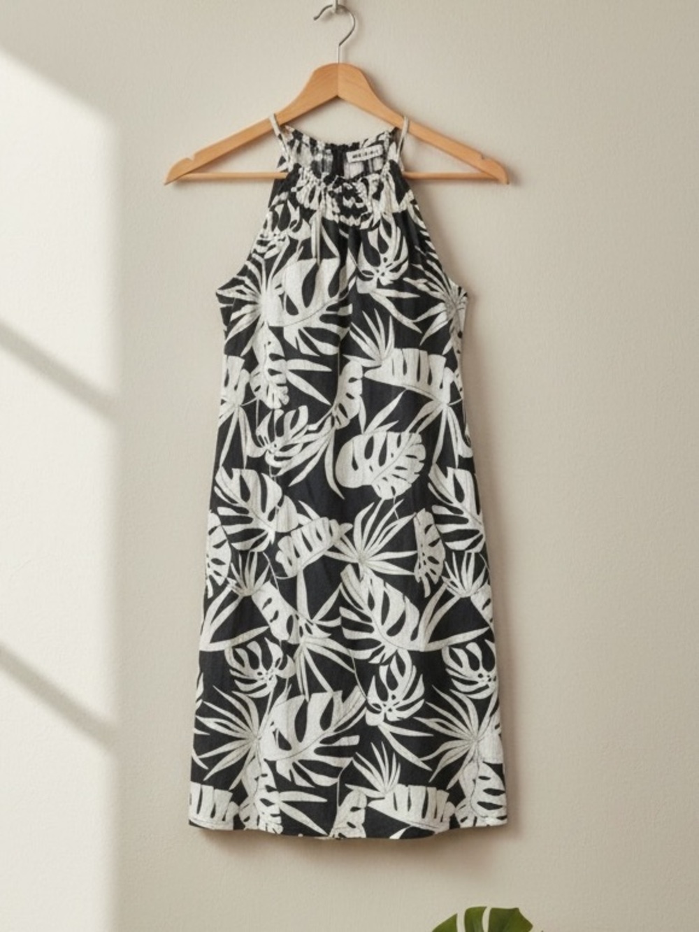 Far West Tropical Leaf Sundress Black White Strappy Size M